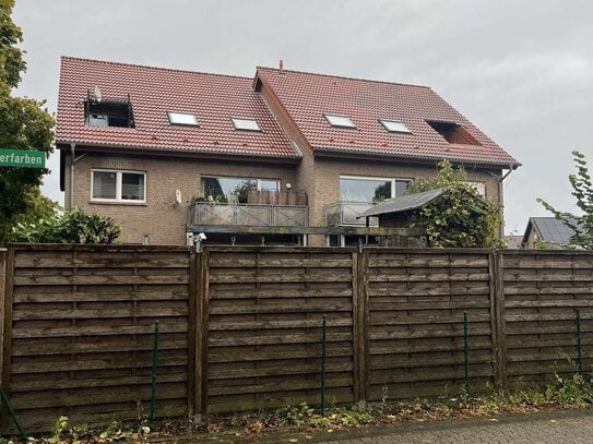 Top-Investment in Kleve-Kellen: Gepflegtes Mehrfamilienhaus mit 6 Wohneinheiten und Stellplätzen