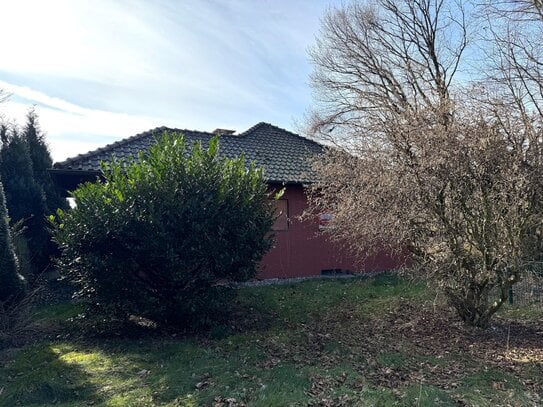 Gepflegter Bungalow mit Keller, ausbaufähigem Dachboden und Anbaumöglichkeiten, sowie großem Südgarten in Lünen - Alste…