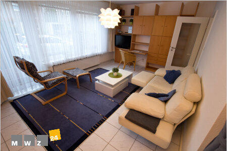 Komplett Möbliert/Furnished Accommodation in: Ratingen/Tiefenbroich. Gut aufgeteiltes Apartment