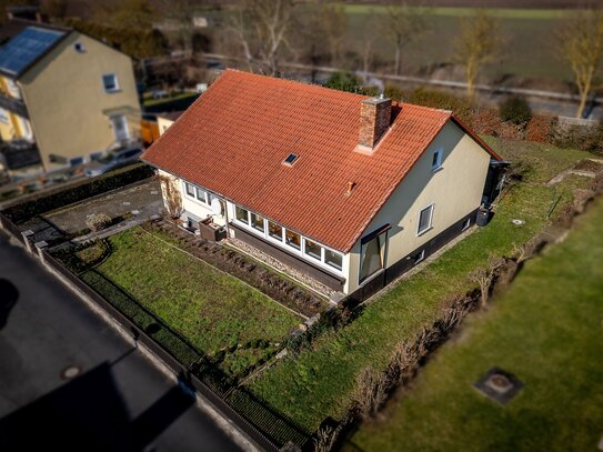 Einfamilienhaus in idyllischer Lage mit Potenzial und Charme