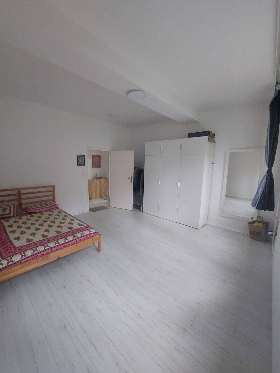 Helle 2-Zimmer-Wohnung mit Einbauküche und Wintergarten - Photo 1