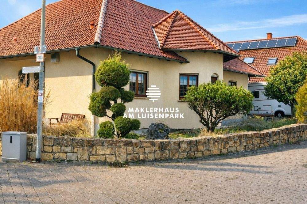 Immobilie in Hördt - Freistehendes Einfamilienhaus mit Einliegerwohnung, Ausbaureserve & Wohnmobil-Stellplatz - Bild 0