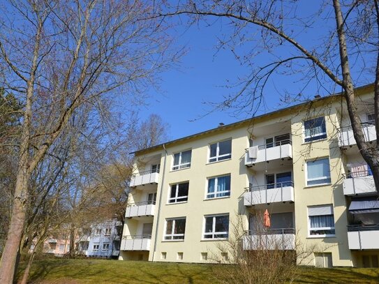 Für Renovierungsprofis - 3 Zimmer-Wohnung in Korbach mit Balkon