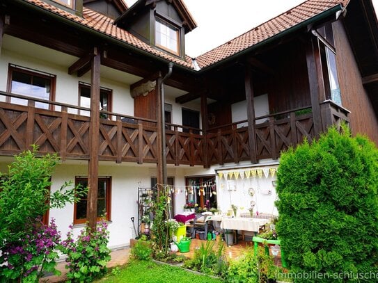 Sofort beziehbar-Bezaubernde 2 Zi. Wohnung mit neuer Terrasse, Garage, Keller in Leutkirch