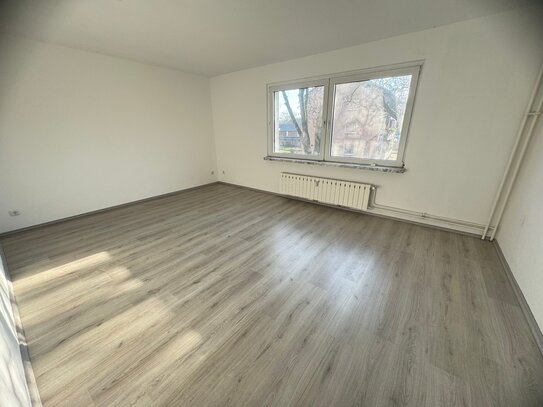 Gepflegte 3,5 Zimmer Wohnung in DU-Röttgersbach !!!