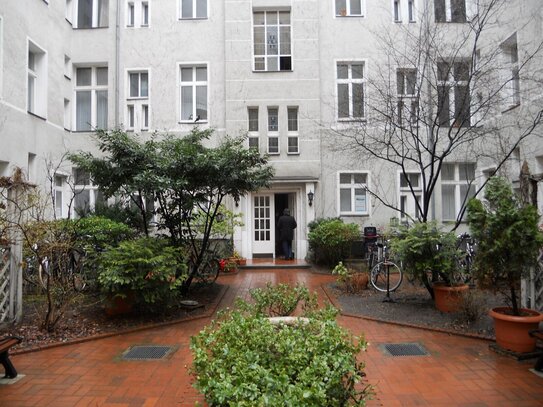 2 rooms apartment near Deutsche Oper (Charlottenburg) SELBSTNUTZUNG ab 2026