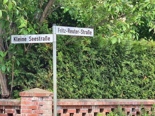 Liebe auf den 1. Blick-- Freistehendes Einfamilienhaus mit 182 qm Wohnfläche auf 778 qm Grund - NATUR PUR__