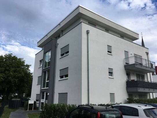 3 Zimmerwohnung in der 2. Etage