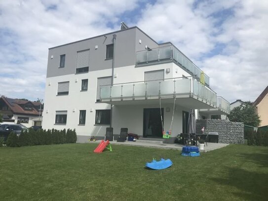 3 Zimmerwohnung mit Terrasse und Gartenanteil