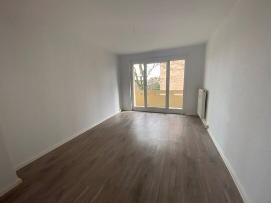 Neu renovierte 2-Raum Wohnung!