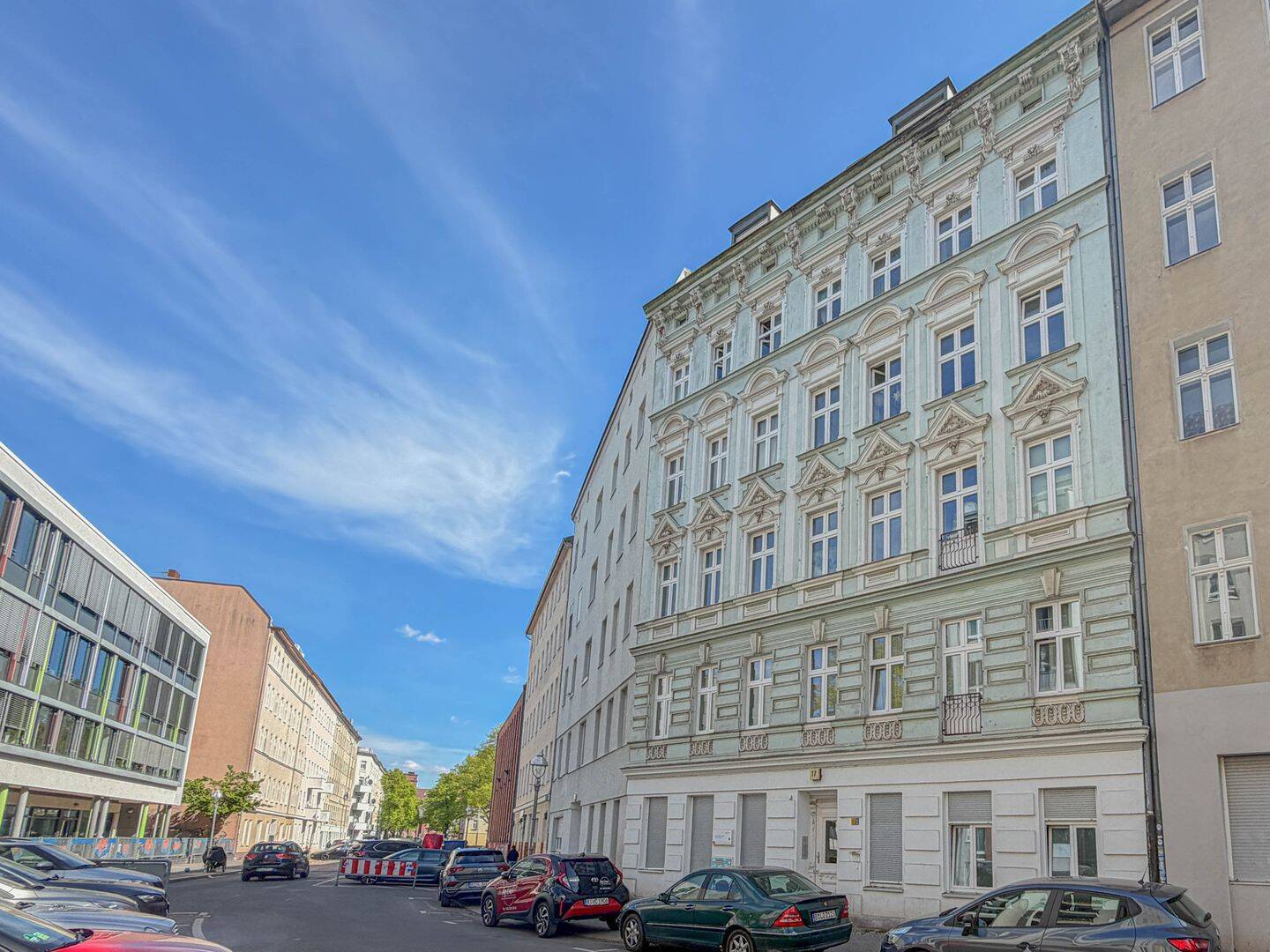5.OG ohne Aufzug - Junges Wohnen mit Charakter, Balkon und guter Anbindung - Photo 1