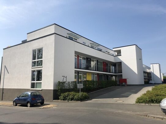 Mit Dachterrasse! Helle, moderne und wirklich schöne 2 Zimmer-Wohnung Nähe JuWi-Campus+Sportwissenschaften, Kugelberg...