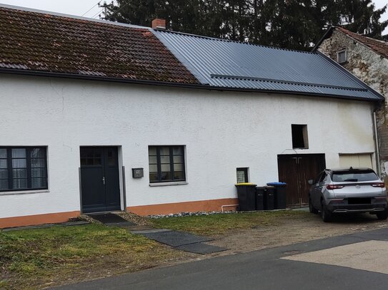 Renoviertes Einfamilienhaus in ruhiger Lage mit großem Garten und Trinkwasserbrunnen in Baasem, Kreis Euskirchen