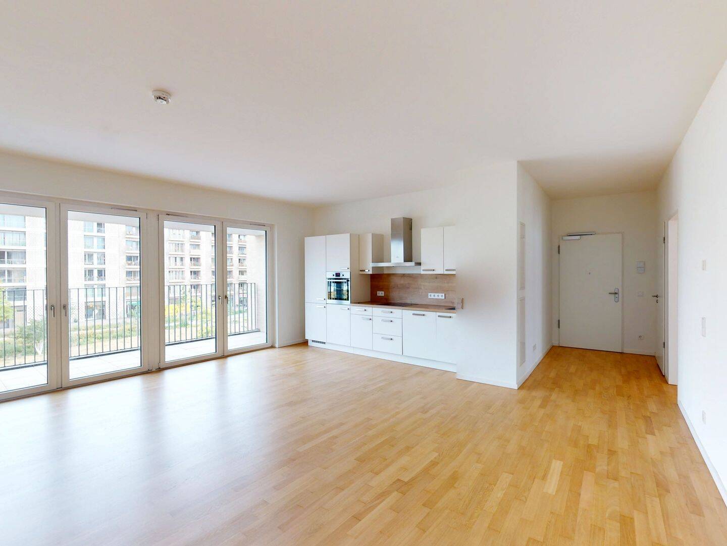 Leben am Wasser: Exklusive 3-Zimmer-Wohnung mit Spreeblick in Berlin-Mitte - Foto 1