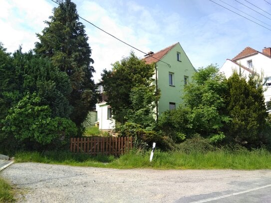 Preiswert Wohnhaus in Schmiedefeld – 120 m², 6 Räume, 50 m² Nebengelass