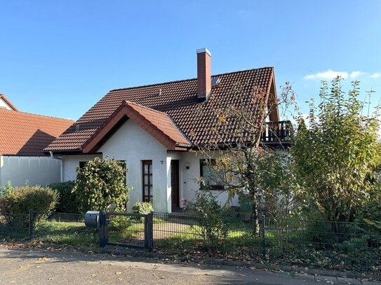 Einfamilienhaus mit großem Garten in grüner und beliebter Lage in Effeltrich