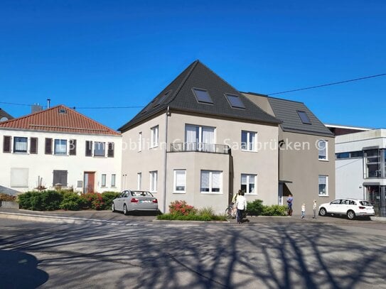 NEUBAU/KERNSANIERUNG - Eigentumswohnung in Losheim/Zentrum - 106 m² Wfl. - TG - Balkon - Aufzug -