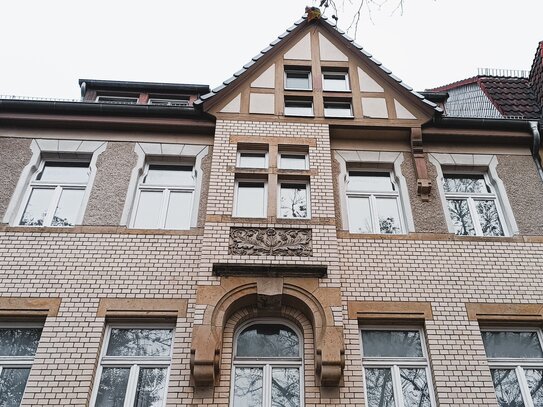 Wohnung mit Charme, Südbalkon und Gartenanteil