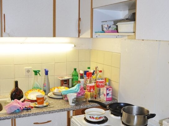 ***Gut geschnittenes Apartment mit getrennter Küche nähe des Südparkes***