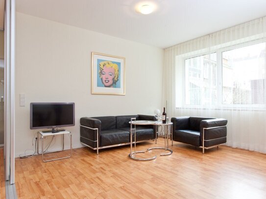 Modernes 2 Zimmer Apartment im Erdgeschoss (Hofseite)