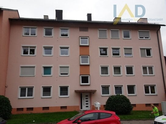 Einzugsbereite 3 Zimmer Wohnung mit Balkon