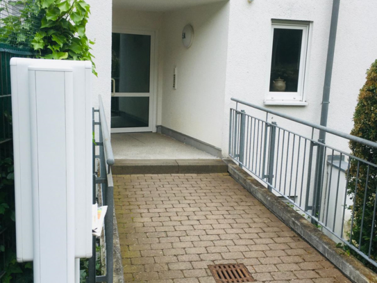 3 Zimmerwohnung mit 3 Parkplätzen und 1 große Dachterrasse und 3 Balkonen