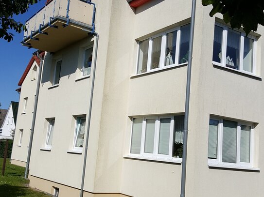 Große 1-Zimmer-Wohnung mit Balkon in Eldena