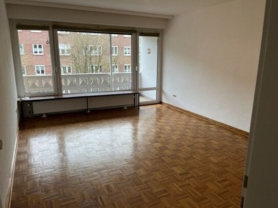 Tolle Wohnung mit großen Balkon in guter Lage zu verkaufen.