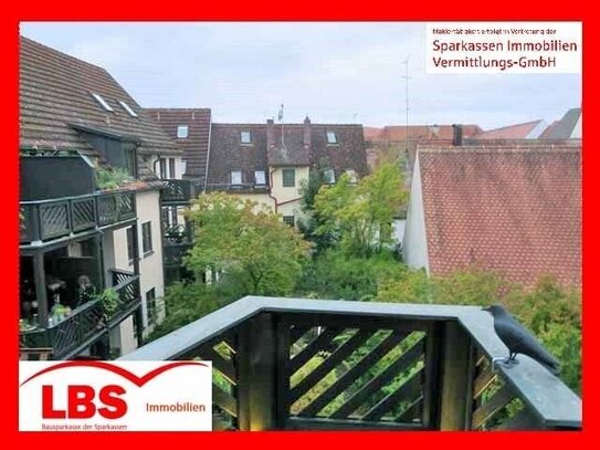 HELLE DG WOHNUNG MIT GALEIE IN DER AMBERGER ALTSTADT, 83m² , 2,5 ZIMMER