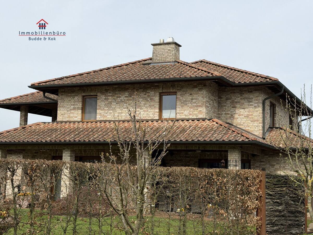Real Estate Title Image Background