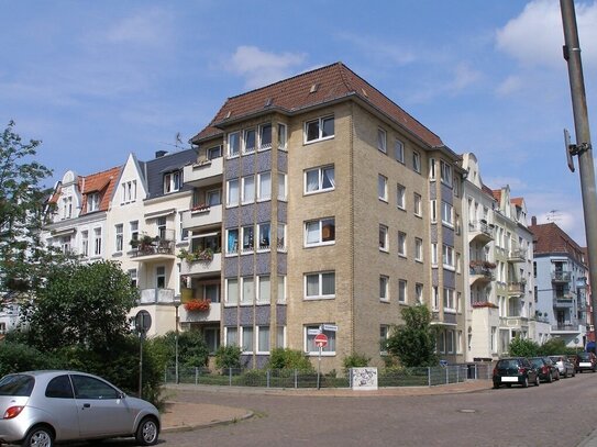 3-Zimmer-Wohnung mit Balkon in Lübeck-St. Lorenz-Nord (Nähe Bahnhof)