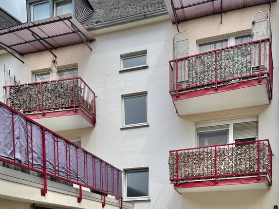 MITTEN IN DER CITY - mit Einbauküche und Waschmaschine