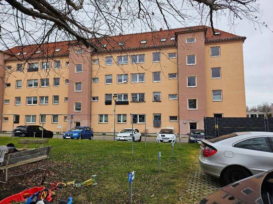 Großzügige Wohnung zum kleinen Preis!