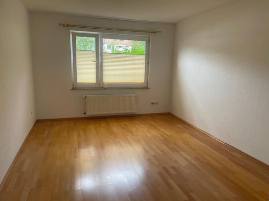 Helle 2,5 Zimmer Mietwohnung