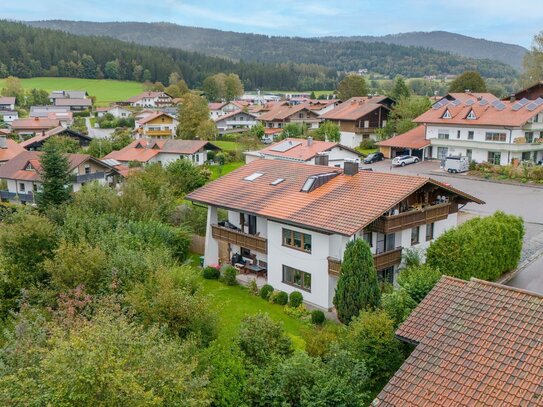 Attraktives Mehrfamilienhaus als Renditeobjekt in Bodenmais/Mais!