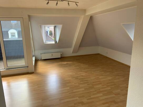 Dachgeschoss-Maisonette in Golzheim