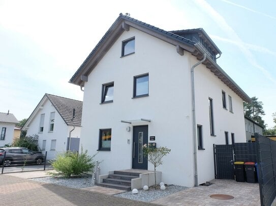 Hanau Waldsiedlung! Freistehendes Einfamilienhaus mit 180m² Wohnfläche auf 322m² Grundstück.