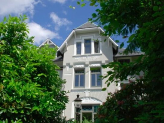 Exklusive 4-Zimmer-Gartenwohnung in Blankenese – Historischer Charme trifft modernen Komfort