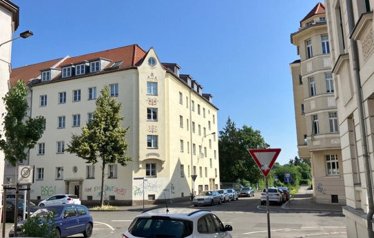 ++vermietete 2 Zimmer-Wohnung im sanierten Altbau der 30iger Jahre++