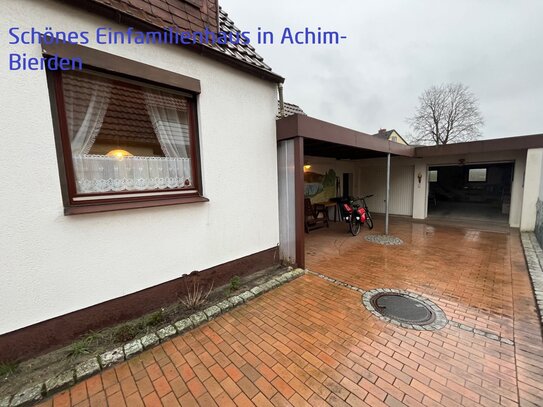 Schöne Lage !! Häuschen auf sonnigem GRUNDSTÜCK mit Doppelgarage in ACHIM-Bierden !!!!