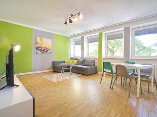 Attractive furnished and fully equipped apartment with guest room and internet access in Gelsenkirchen-Buer