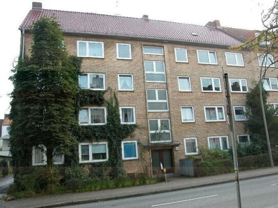 2-Zimmerwohnung in zentraler Lage von Harburg mit Terrasse