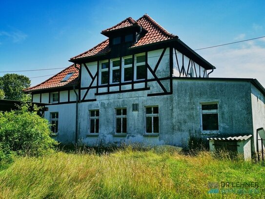 Dr. Lehner Immobilien NB - Das Besondere Wohnen im Denkmal in Ostseenähe