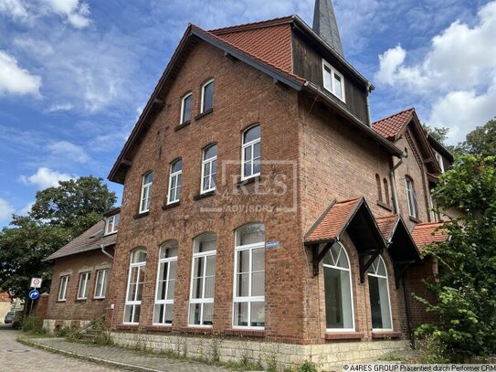 Wohn-/Geschäftshaus in Gattersleben mit Charme