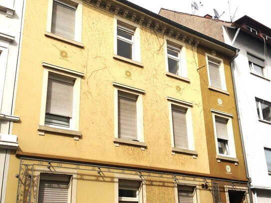 ***Attraktives-Altbau- 1- Zi. Appartement KA-Südstadt, EG, 10 Min zur Universität, ab 1.4.*****