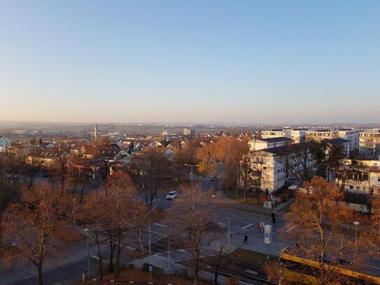 Stuttgart-Giebel: 2. OG: VERMIETETE, 3-Zimmer-Wohnung im Mehrfamilienhaus mit herrlicher Aussicht!