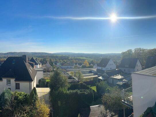 Gepflegte Mansardenwohnung über den Dächern von Fröndenberg mit herrlicher Aussicht