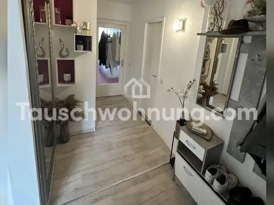 [TAUSCHWOHNUNG] 4 Zimmer Wohnung mit Balkon und Keller