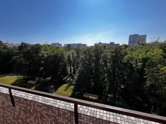 Helle und sonnige 2-Zimmer-Wohnung am Stadtpark - Provisionsfrei und sofort beziehbar - VB