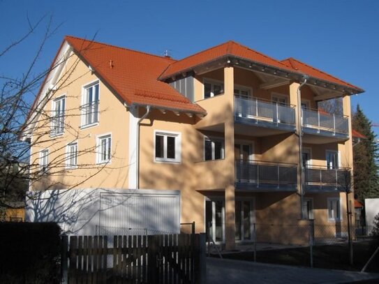 Großzügige 4 ZKB Dachgeschosswohnung mit EBK und großem Balkon in IN-Südwest (Haunwöhr)